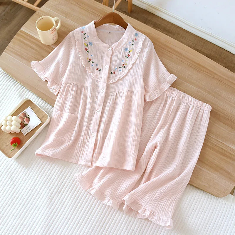 Embroidered Round-Neck Cotton Short-Sleeve Capris Pajama Set