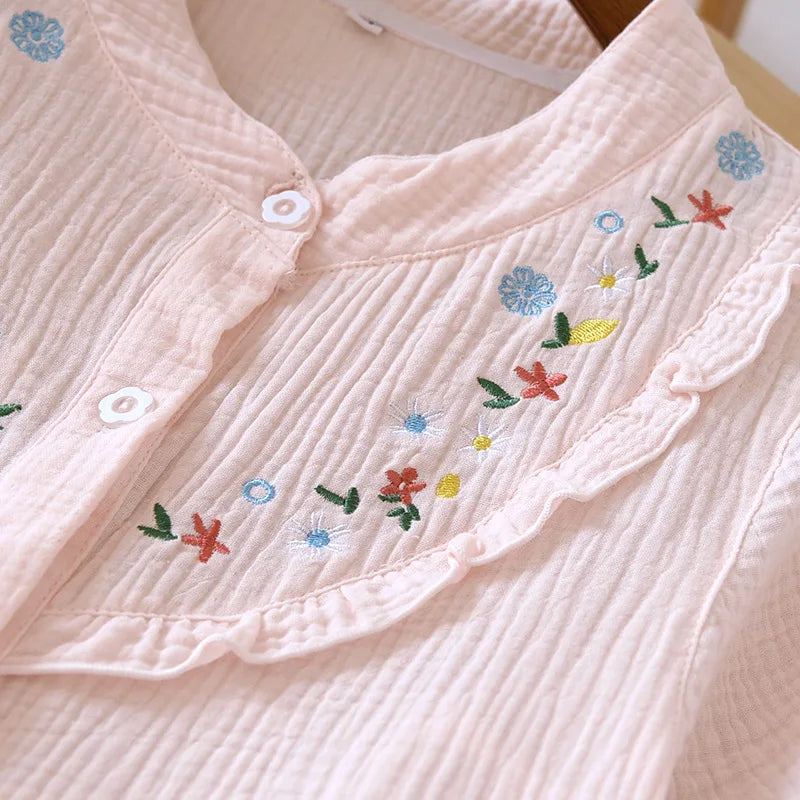 Embroidered Round-Neck Cotton Short-Sleeve Capris Pajama Set