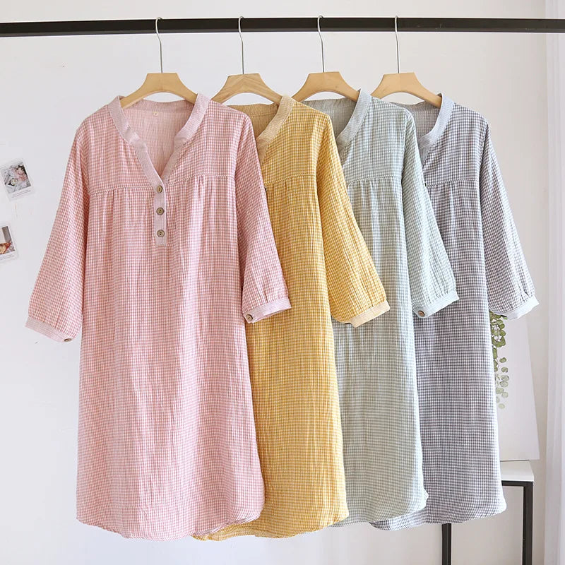 Simple Plaid Cotton Gauze Long-Sleeve Nightgown