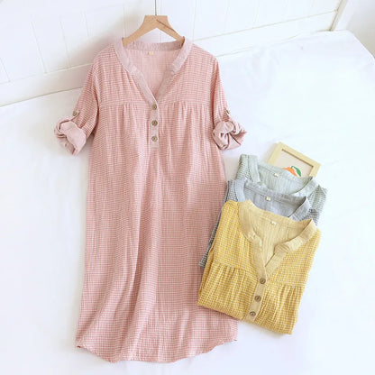 Simple Plaid Cotton Gauze Long-Sleeve Nightgown